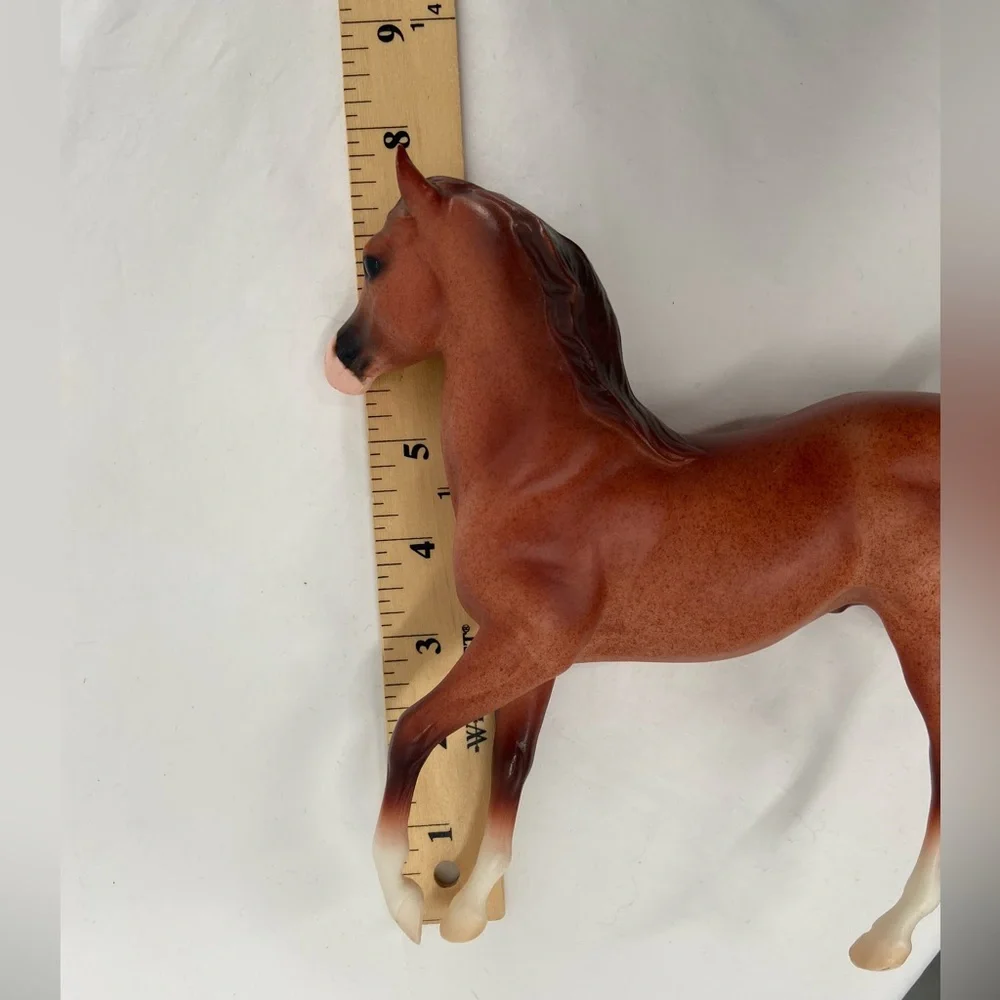 Breyer Horse Model Roan Arabian Stallion classic‎ #679 Retired 2005